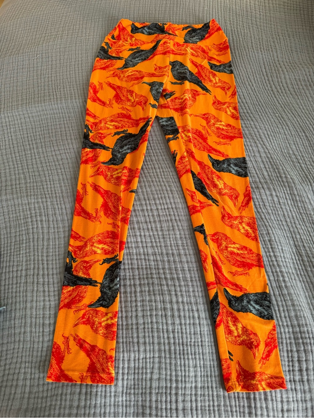 LuLaRoe Orange Black Raven Crow Print Leggings One Size Halloween